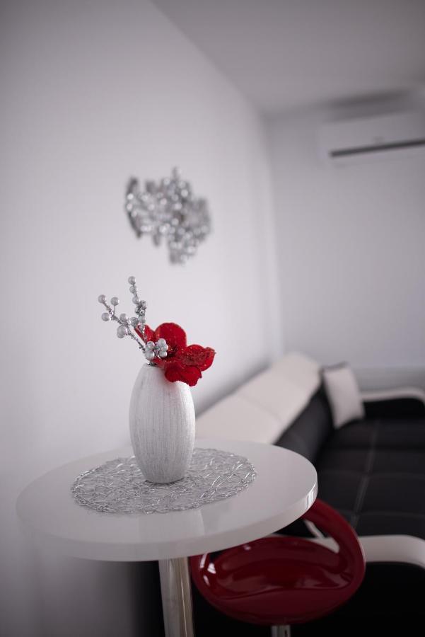 Apartament Denissia أرادايا المظهر الخارجي الصورة